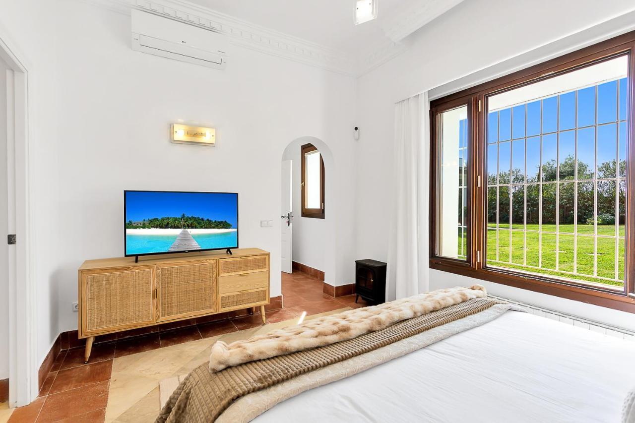 Yolo Spaces - Sotogrande - White House Villa Сан-Роке Экстерьер фото