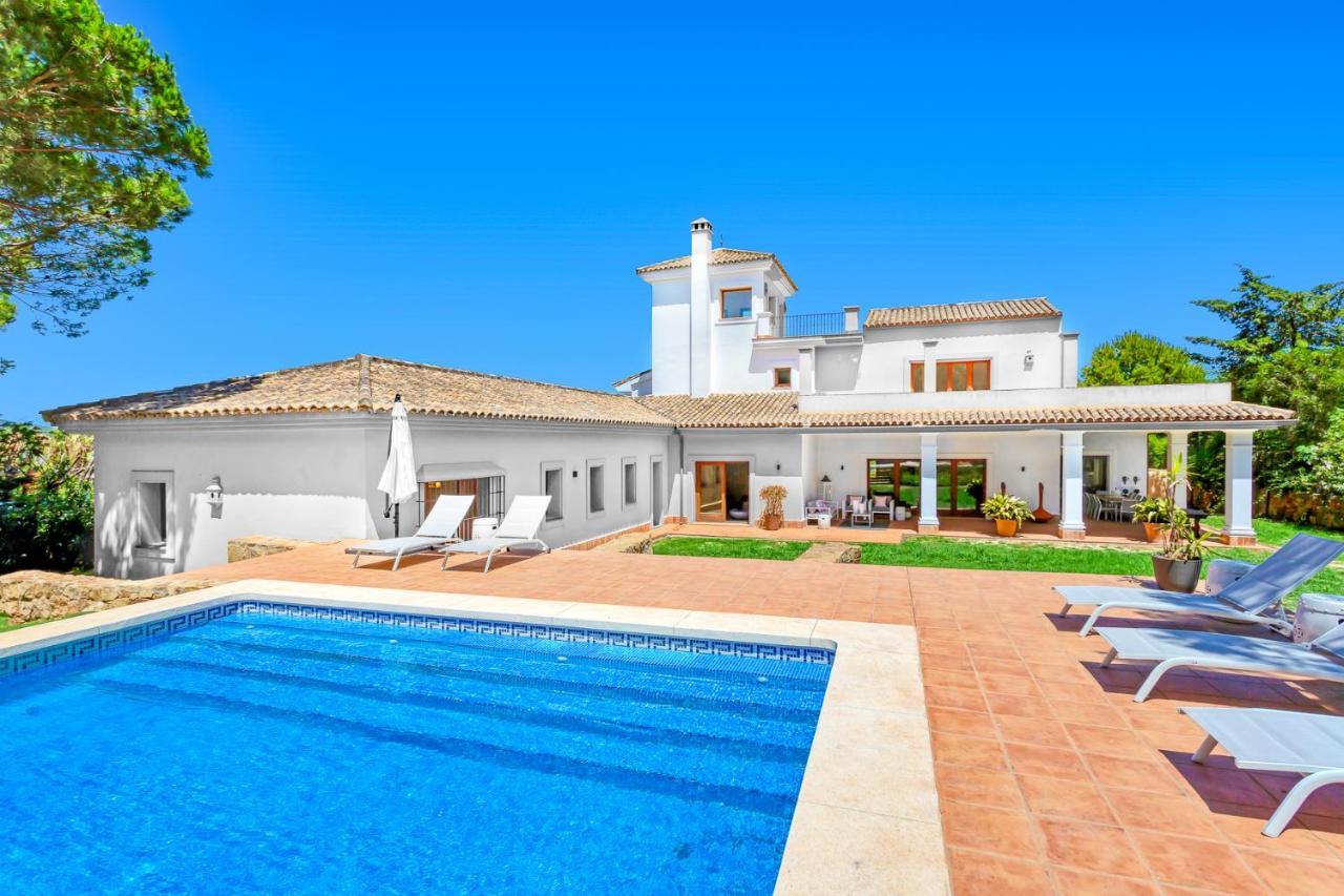 Yolo Spaces - Sotogrande - White House Villa Сан-Роке Экстерьер фото