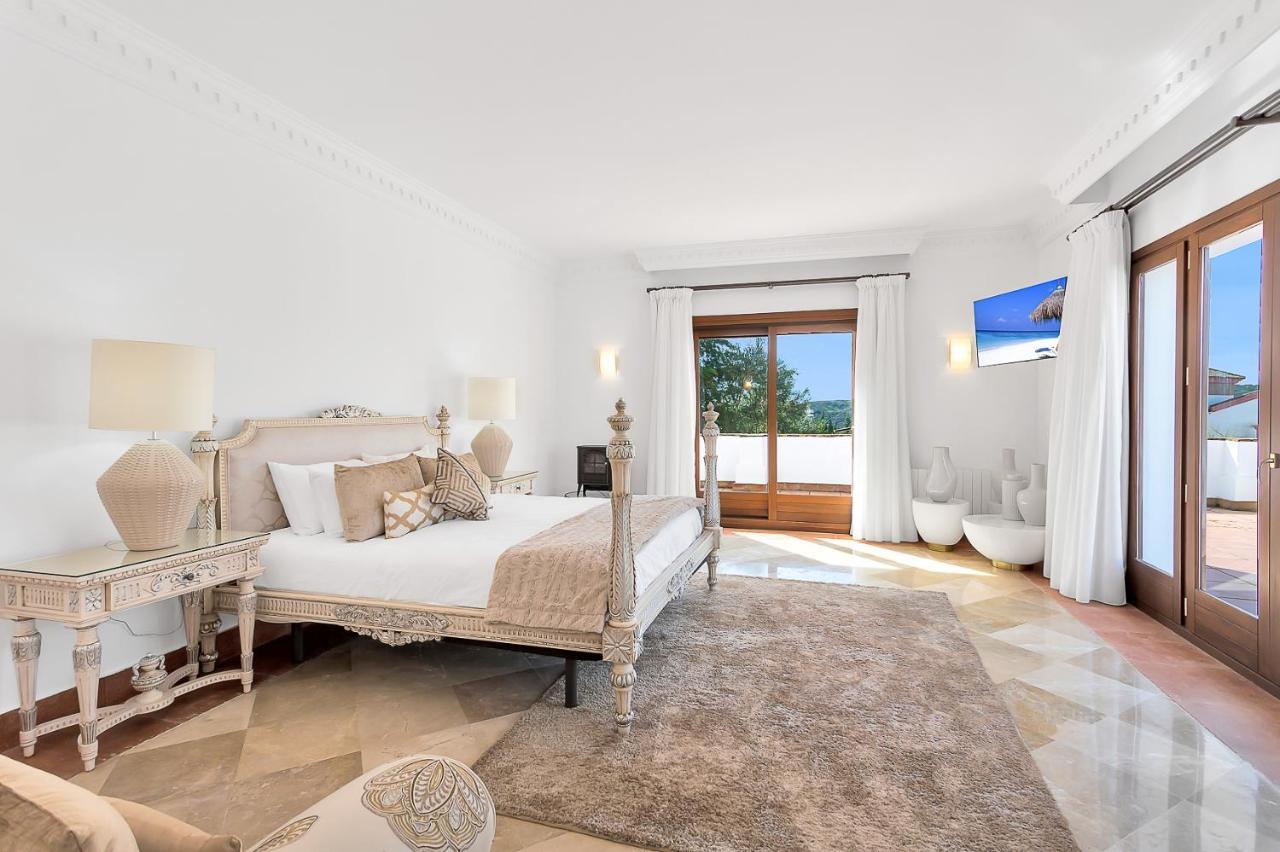 Yolo Spaces - Sotogrande - White House Villa Сан-Роке Экстерьер фото