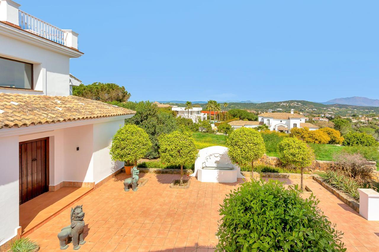 Yolo Spaces - Sotogrande - White House Villa Сан-Роке Экстерьер фото